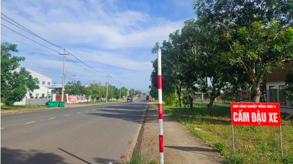 Biển báo tốc độ 20 km / giờ tại khu công nghiệp Đồng Xòai 3 có hợp lý Không? - Ảnh 2.