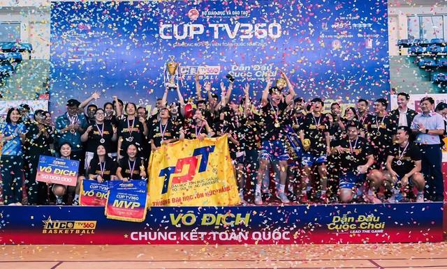 Đội bóng rổ nữ Trường ĐH Tôn Đức Thắng lần thứ 2 vô địch toàn quốc- Ảnh 1.