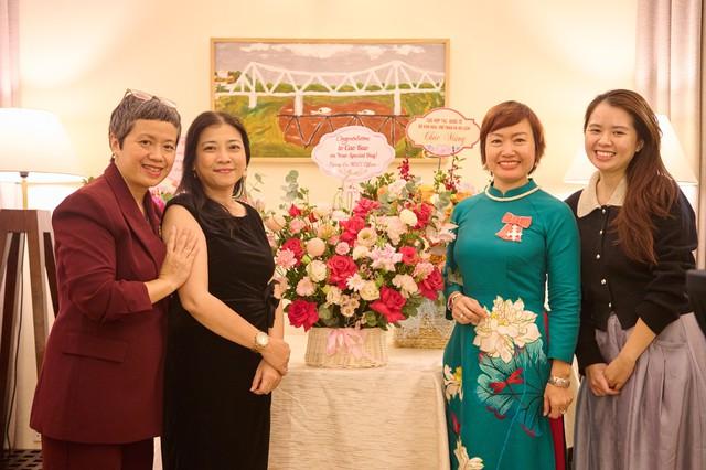 Phụ nữ đầu tiên tại Việt Nam được Hoàng gia Anh vinh danh - Ảnh 2.