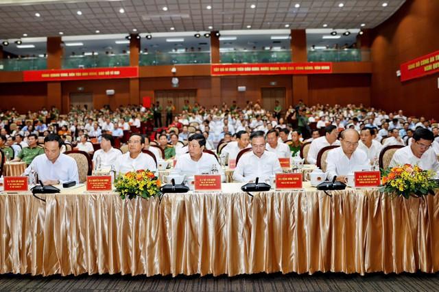 Bộ trưởng Công an khen Công an TP.HCM kéo giảm sâu tội phạm trật tự xã hội- Ảnh 5.