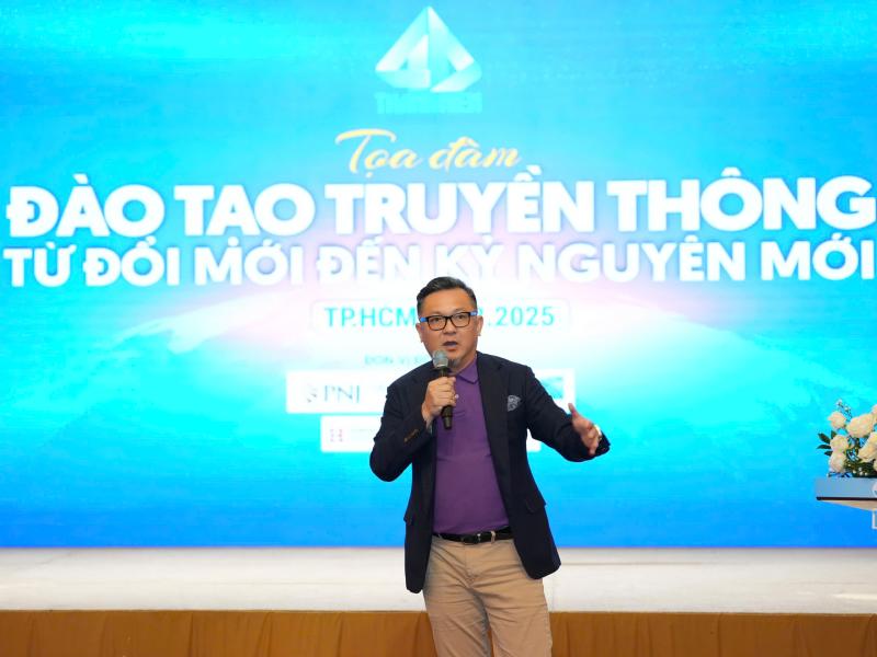 7 điều cần có ở người làm truyền thông thời AI - Ảnh 2.