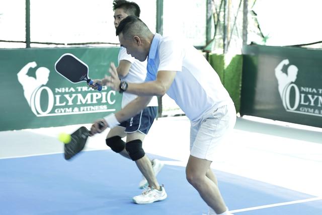 Những pha bóng đẹp tại giải pickleball 'Vì học sinh nghèo hiếu học'- Ảnh 6.