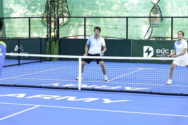 Những pha bóng đẹp tại giải pickleball 'Vì học sinh nghèo hiếu học'- Ảnh 7.