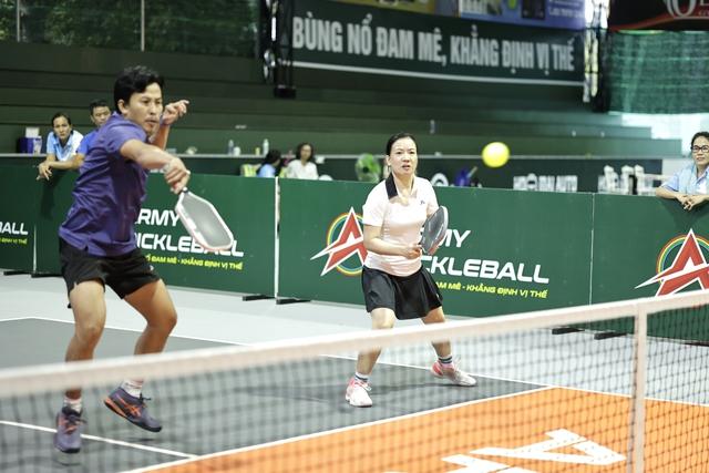 Những pha bóng đẹp tại giải pickleball 'Vì học sinh nghèo hiếu học'- Ảnh 10.