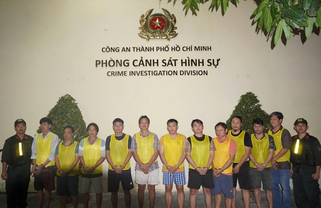 Công an TP.HCM triệt phá đường dây đánh bạc trên trang Bong88.com, khởi tố 24 người- Ảnh 1.