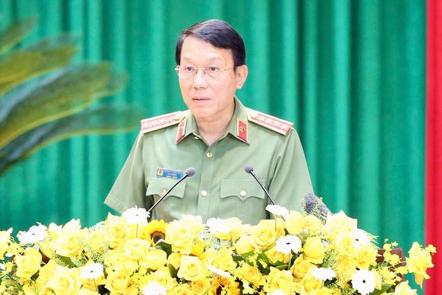 Bộ trưởng Công an khen Công an TP.HCM kéo giảm sâu tội phạm trật tự xã hội- Ảnh 1.