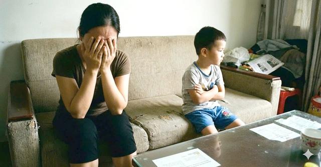 Dạy con thời AI: 'Đánh thì ân hận, im lặng thì bế tắc' - Ảnh 1.
