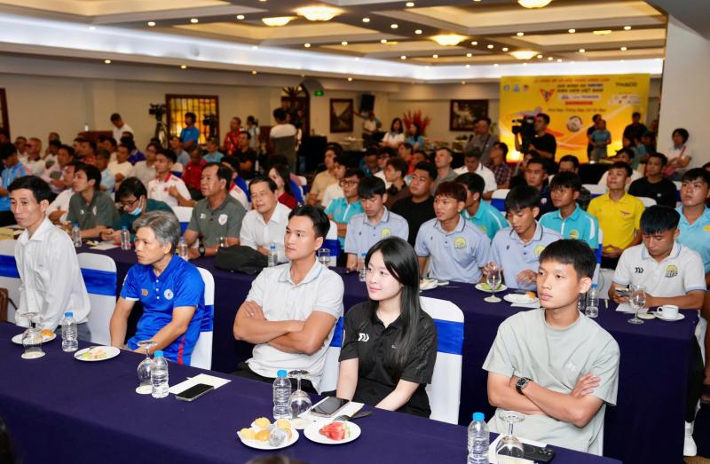 TNSV THACO cup 2026: Tiếp nối thành công rực rỡ của bóng đá Việt Nam- Ảnh 10.