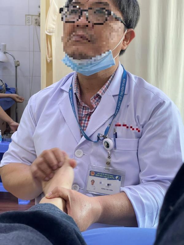 Khuất tất thực hành lấy giấy phép hành nghề bác sĩ: Sở Y tế TP.HCM nói gì? - Ảnh 1.