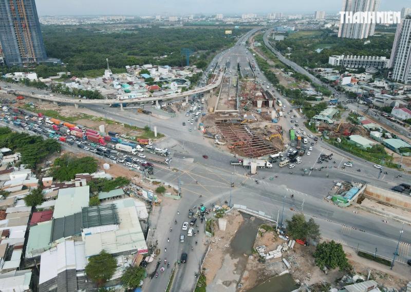 Cận cảnh nút giao hiện đại nhất TP.HCM dự kiến về đích năm 2026 - Ảnh 7.
