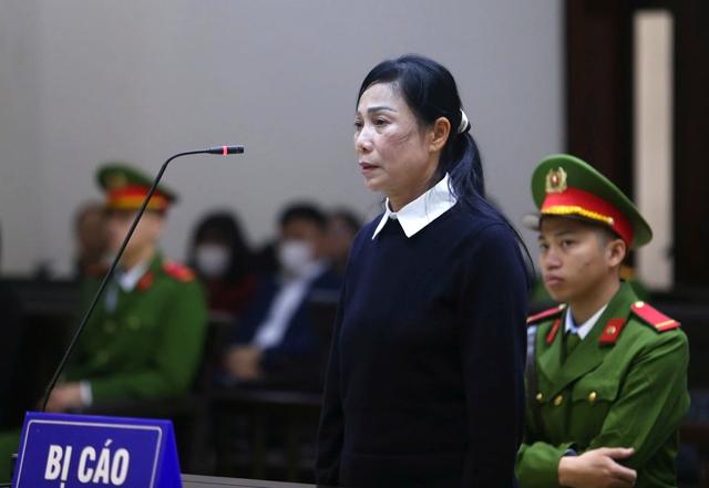Bà Hoàng Thị Thúy Lan được giảm 30 tháng tù vụ nhận hối lộ gần 48 tỉ  - Ảnh 1.