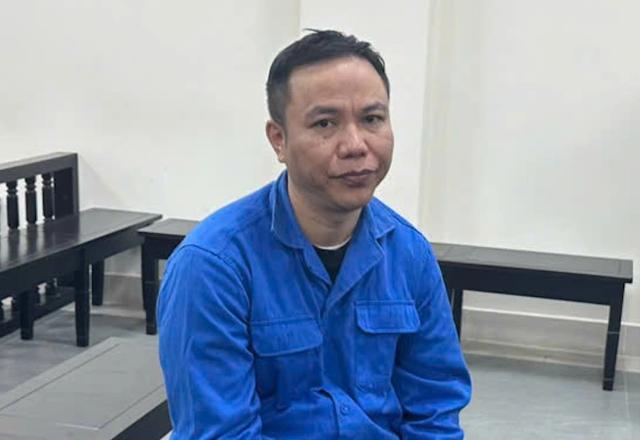 Lừa đảo 78 tỉ rồi cá độ bóng đá, cựu giám đốc lãnh án chung thân- Ảnh 1.