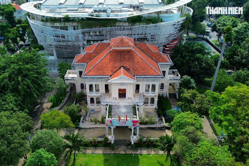 Biệt thự 98 năm của bà chủ đồn điền cao su xưa ở TP.HCM ít ai biết- Ảnh 1.