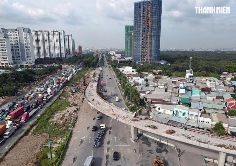 Cận cảnh nút giao hiện đại nhất TP.HCM dự kiến về đích năm 2026 - Ảnh 3.