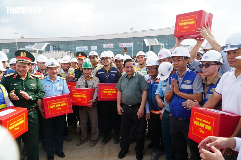 Thủ tướng kiểm tra sân bay Long Thành trước ngày đón chuyến bay đầu tiên ngày 19.12- Ảnh 7.