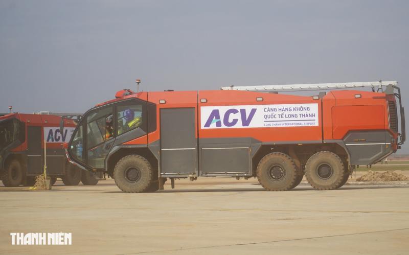 Máy bay đã đáp thành công xuống sân bay Long Thành- Ảnh 6.