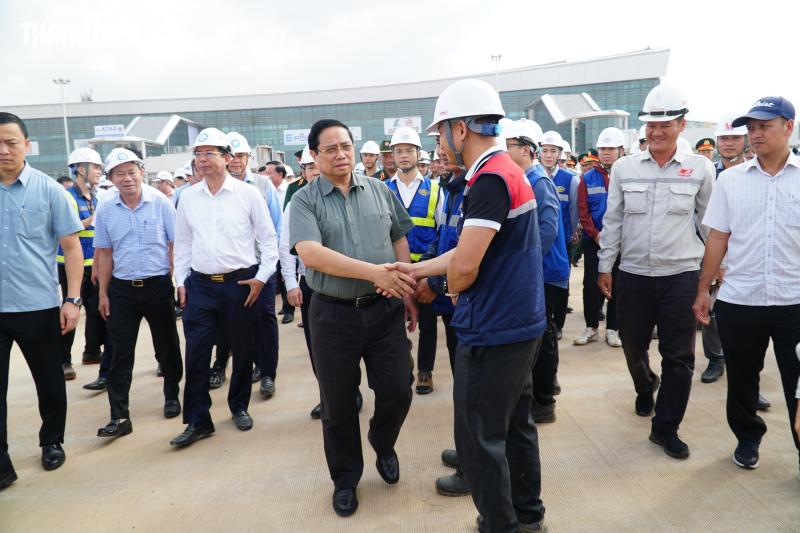 Thủ tướng kiểm tra sân bay Long Thành trước ngày đón chuyến bay đầu tiên ngày 19.12- Ảnh 6.