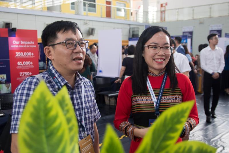 Thầy cô miền đất khó dùng AI giải 'cơn khát' công nghệ số cho học trò - Ảnh 4.