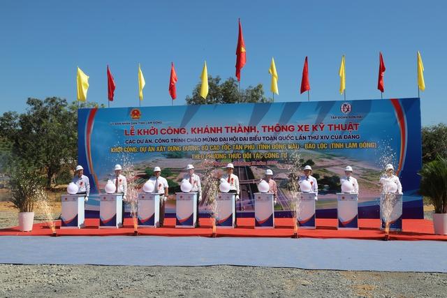 Khởi công cao tốc Tân Phú - Bảo Lộc thúc đẩy phát triển kinh tế Lâm Đồng- Ảnh 1.