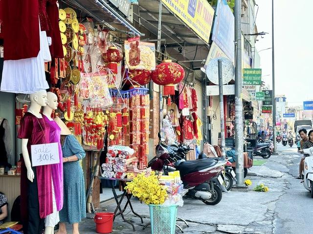 Hộ kinh doanh phải kê khai số tài khoản như doanh nghiệp: Cần có cơ chế thực thi tương ứng- Ảnh 1.