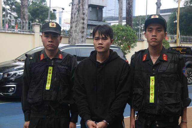 Triệt phá băng nhóm cưỡng đoạt tài sản núp bóng đòi nợ thuê tại TP . HCM - Ảnh 1.
