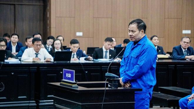2 cựu Phó chánh án TAND cấp cao tại Đà Nẵng hầu tòa- Ảnh 4.