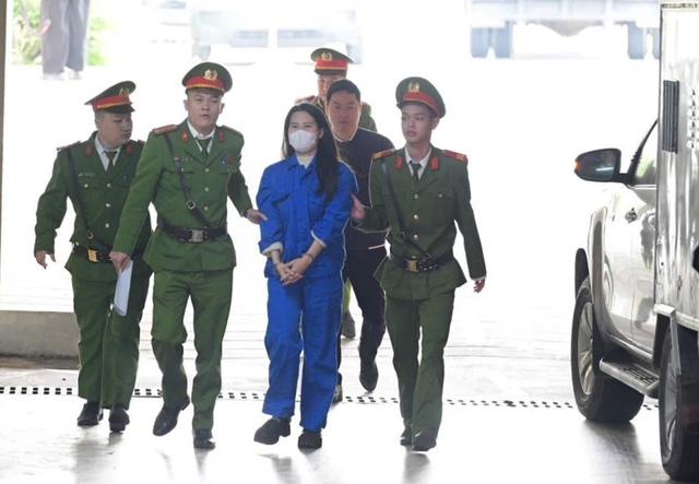 2 cựu Phó chánh án TAND cấp cao tại Đà Nẵng hầu tòa- Ảnh 1.
