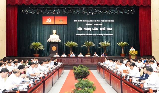 Thành ủy TP.HCM bàn giải pháp xử lý kẹt xe, ngập nước- Ảnh 2.