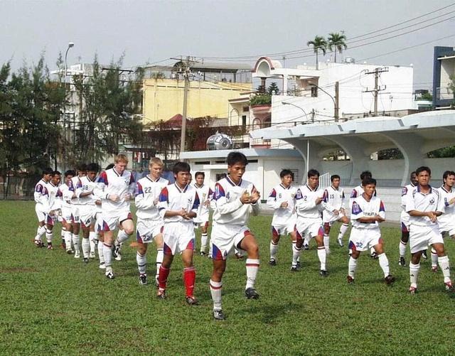 Trường ĐH Bách khoa - ĐHQT TP.HCM có trợ lý HLV Tây: Như hổ thêm cánh!- Ảnh 2.
