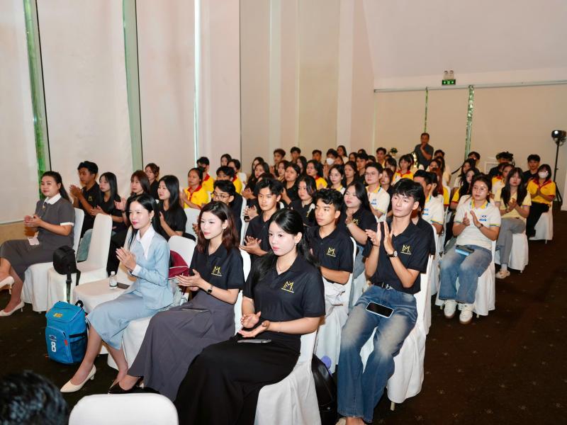 Báo chí ứng dụng AI nhưng cách nào vẫn giữ được nhân văn, bản sắc? - Ảnh 4.
