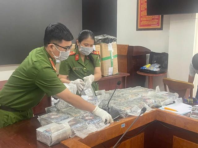 Phá đường dây ma túy xuyên quốc gia siêu 'khủng' giao dịch 1.500 tỉ trong 3 tháng- Ảnh 1.