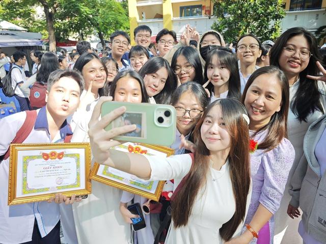 Lịch nghỉ Tết Nguyên đán của học sinh TP.HCM sẽ kéo dài không quá 2 tuần - Ảnh 1.