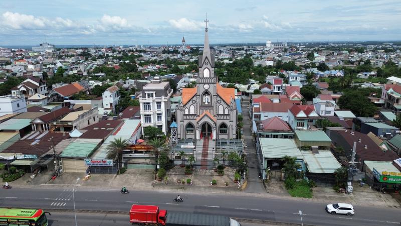 Đồng Nai: ‘Con đường nhà thờ’ trên quốc lộ 1 - Ảnh 14.