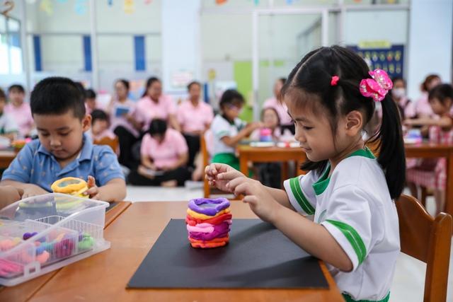 Sở GD-ĐT TP.HCM lấy ý kiến về sắp xếp trường học - Ảnh 1.