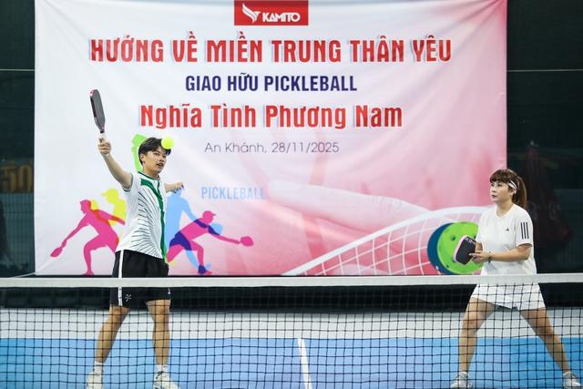 Lý Hoàng Nam cùng ca sĩ Giang Hồng Ngọc vô địch giải pickleball 'Nghĩa tình phương Nam'- Ảnh 2.