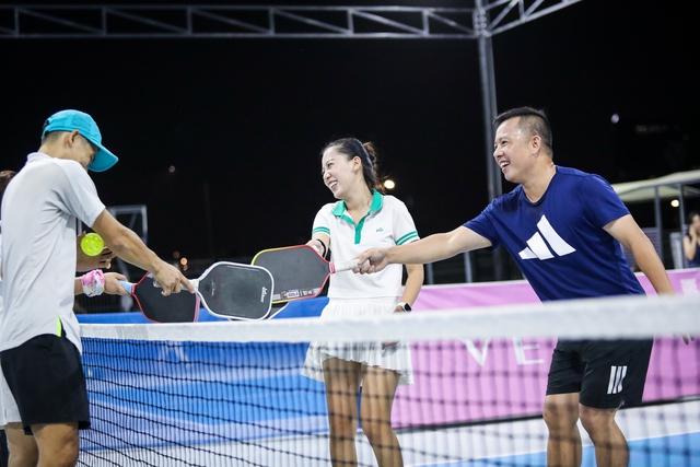 Lý Hoàng Nam cùng ca sĩ Giang Hồng Ngọc vô địch giải pickleball 'Nghĩa tình phương Nam'- Ảnh 4.