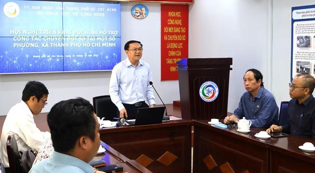 TP.HCM ra mắt đội hình hỗ trợ chuyển đổi số '1 kèm 1' - Ảnh 1.