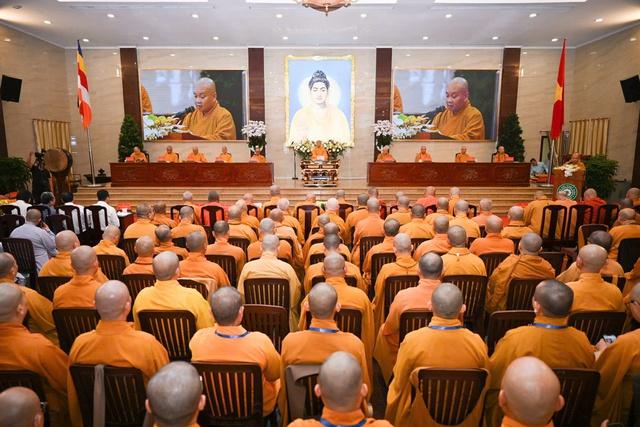 Phật giáo TP.HCM đóng góp hơn 900 tỉ chăm lo an sinh xã hội năm 2025 - Ảnh 3.