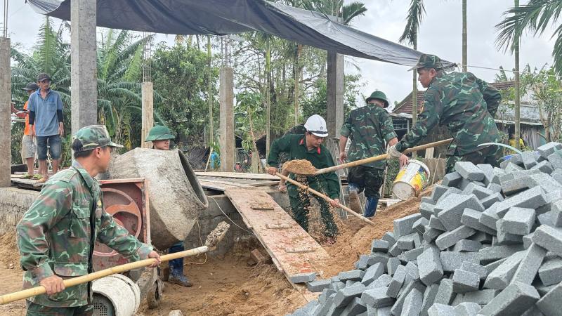 Rốn lũ Hòa Thịnh gượng dậy từ đổ nát - Ảnh 2.