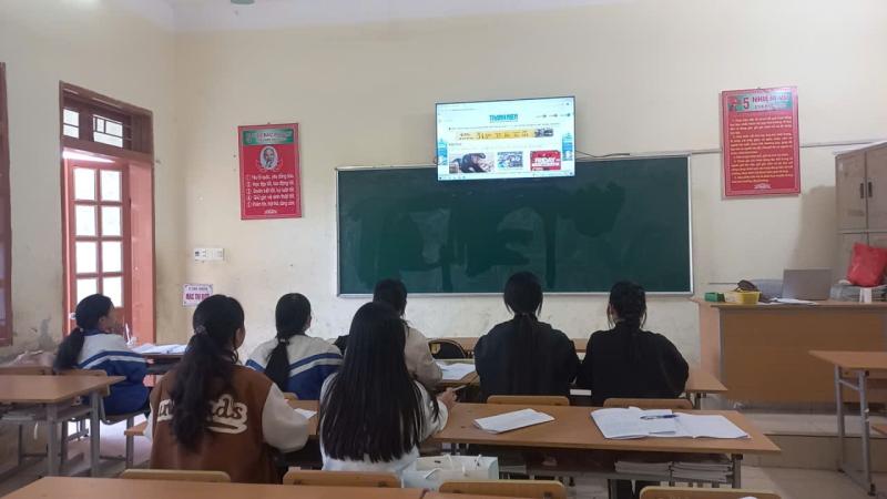 Thanh Niên và tôi: Báo Thanh Niên, dấu nắng của cô trò tôi - Ảnh 1.