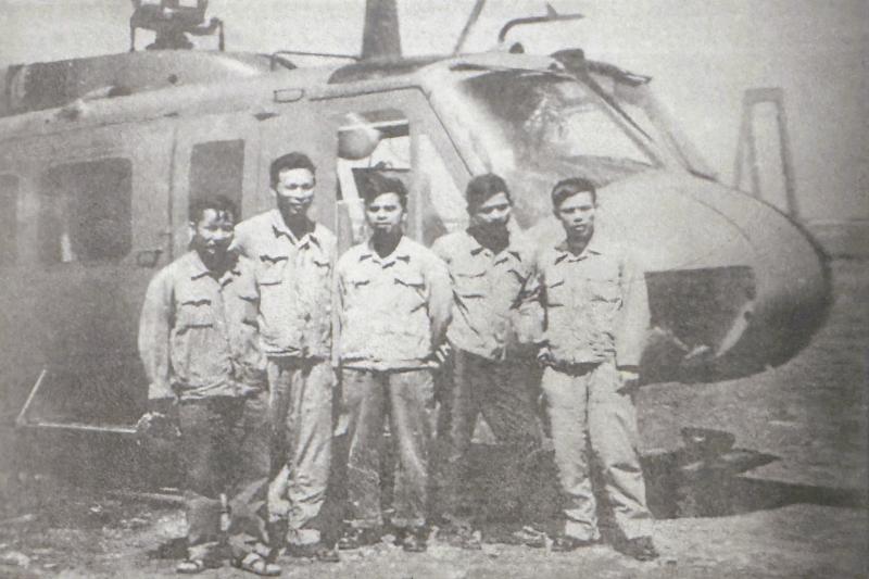 Trực thăng vũ trang của Không quân VN: UH-1 trên các chiến trường - Ảnh 2.