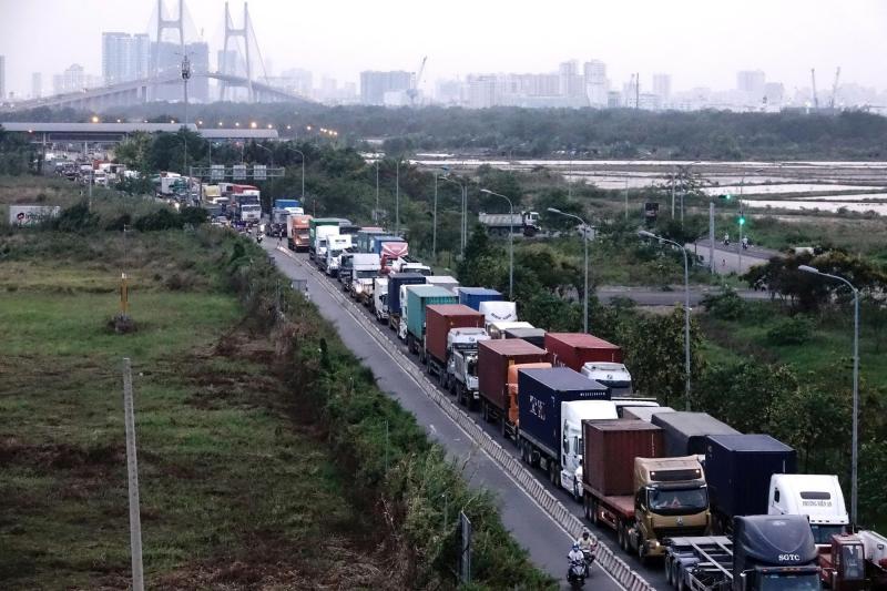 Giảm gánh nặng phí cho doanh nghiệp logistics TP.HCM- Ảnh 2.