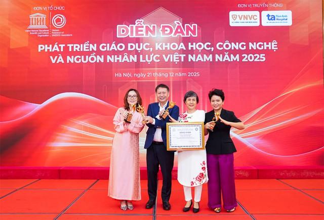 Home Credit được Liên hiệp các Hội UNESCO Việt Nam vinh danh Top 10 Đơn vị tiêu biểu xuất sắc
- Ảnh 2.