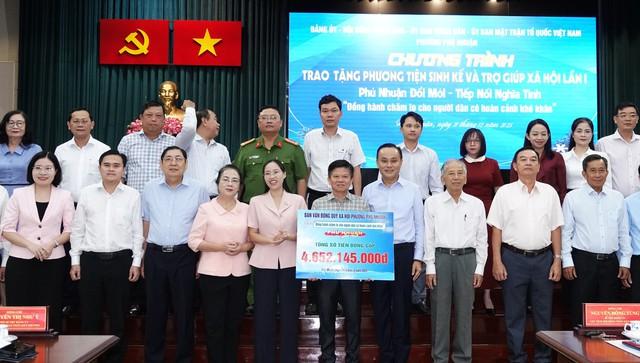 TP.HCM: Phường Phú Nhuận tiếp nhận 4,6 tỉ đồng trợ giúp hộ khó khăn- Ảnh 2.