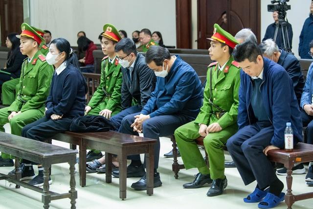 Bà Hoàng Thị Thúy Lan mong tòa 'gạn đục khơi trong', sớm được về chữa bệnh - Ảnh 2.