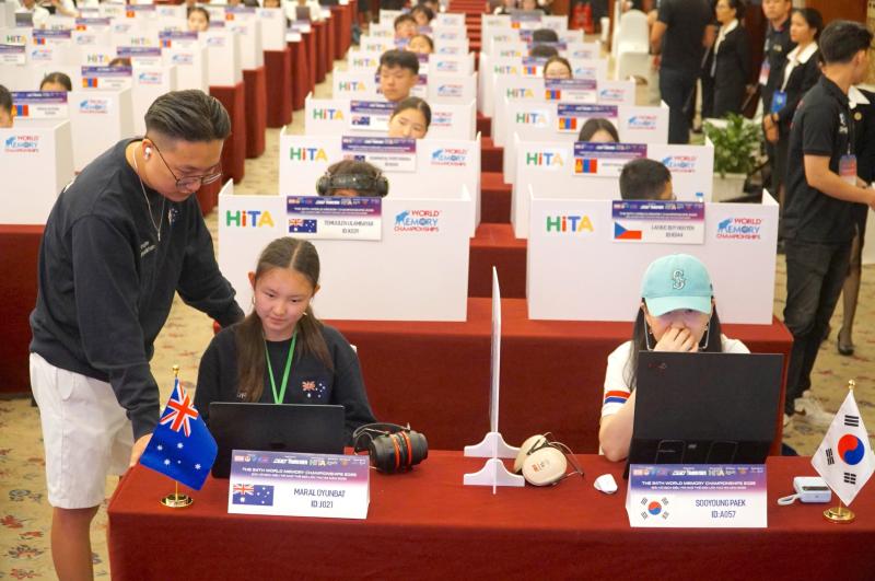 Giải vô địch Siêu trí nhớ 2025: Khoảnh khắc ấn tượng của vận động viên nước ngoài- Ảnh 6.