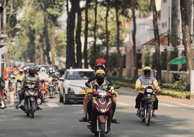 Sáng nay, thời tiết TP.HCM se lạnh - Ảnh 3.