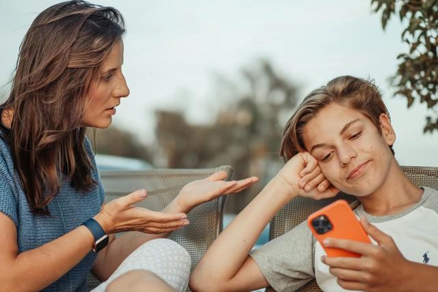 Việt Nam có nên noi theo Úc cấm trẻ em dùng mạng xã hội? - Ảnh 2.