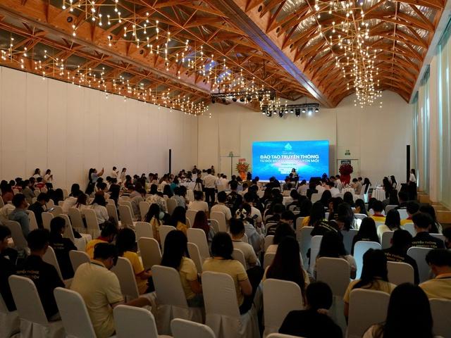 Những thách thức đào tạo truyền thông trong kỷ nguyên mới - Ảnh 2.