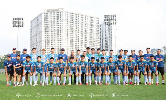 U.23 Việt Nam lên đường sang Qatar tập huấn, sẵn sàng tạo tiếng vang ở VCK U.23 châu Á- Ảnh 5.